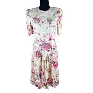 Vintage floral Prairie made in the USA dress 80’s romantic girlycore 12